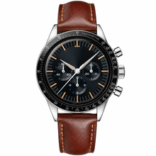 Relógio cronógrafo com mostrador preto e pulseira de couro marrom, 40 mm