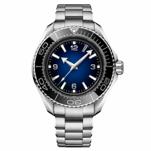 Relógio estilo mergulhador com mostrador azul, 45,5 mm