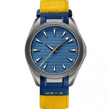 Relógio casual com mostrador azul e pulseira de tecido amarela e azul, 41 mm